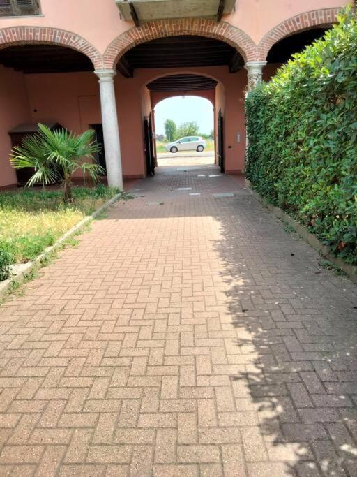 Appartamento In Cascina Lombarda Caselle Lurani Esterno foto